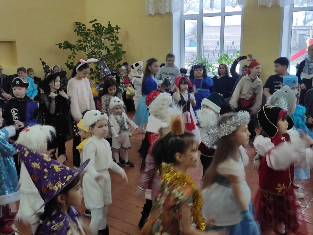 В Оренбургской области для детей организовали волшебный новогодний праздник