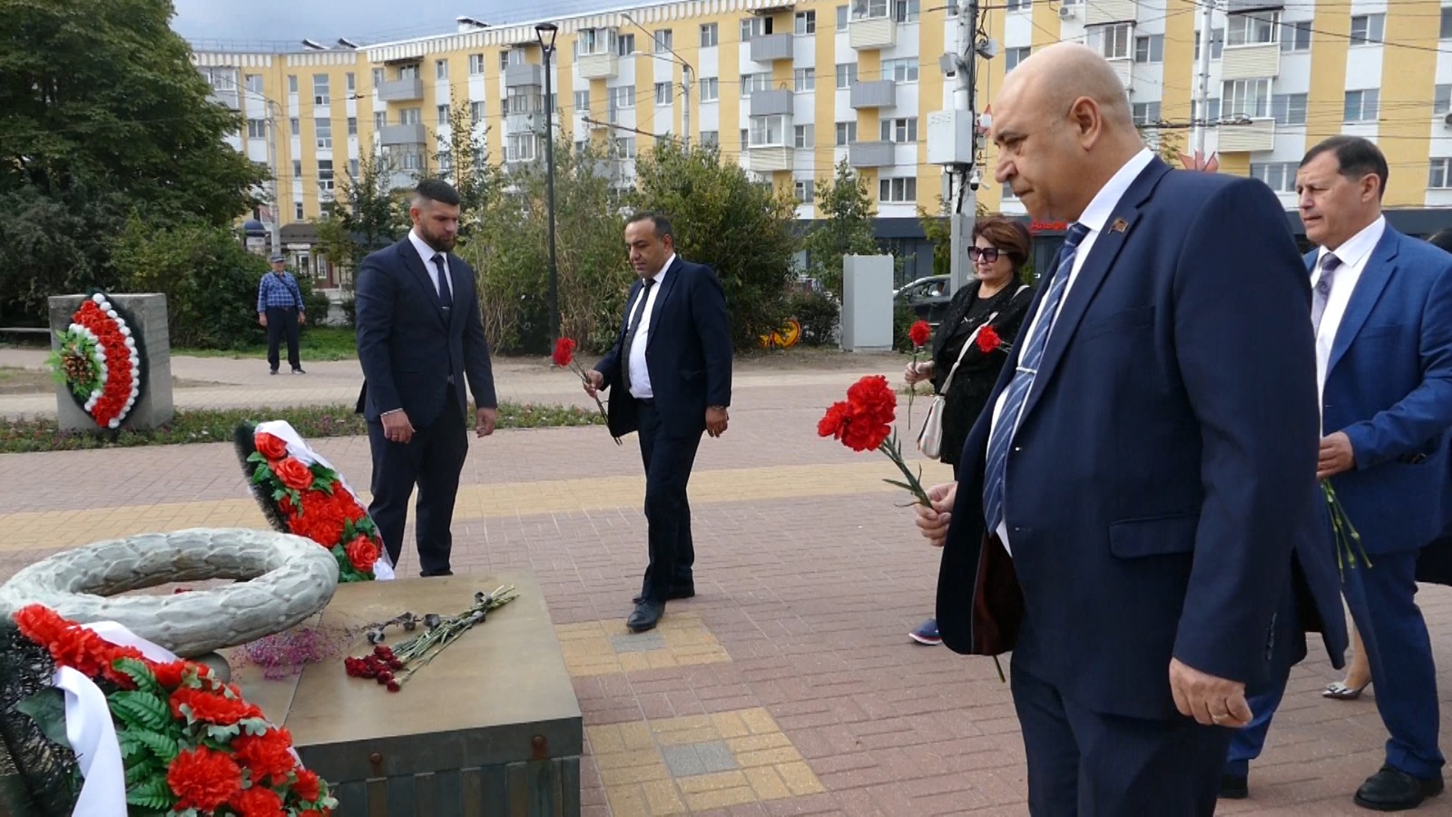 В Калуге завершился III этап реализации проекта «Многонациональная Россия — страна Героев» В Калуге завершился III этап реализации проекта «Многонациональная Россия — страна Героев»