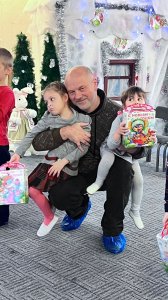 Нижегородцы отправили гуманитарный конвой в ЛНР с новогодними подарками